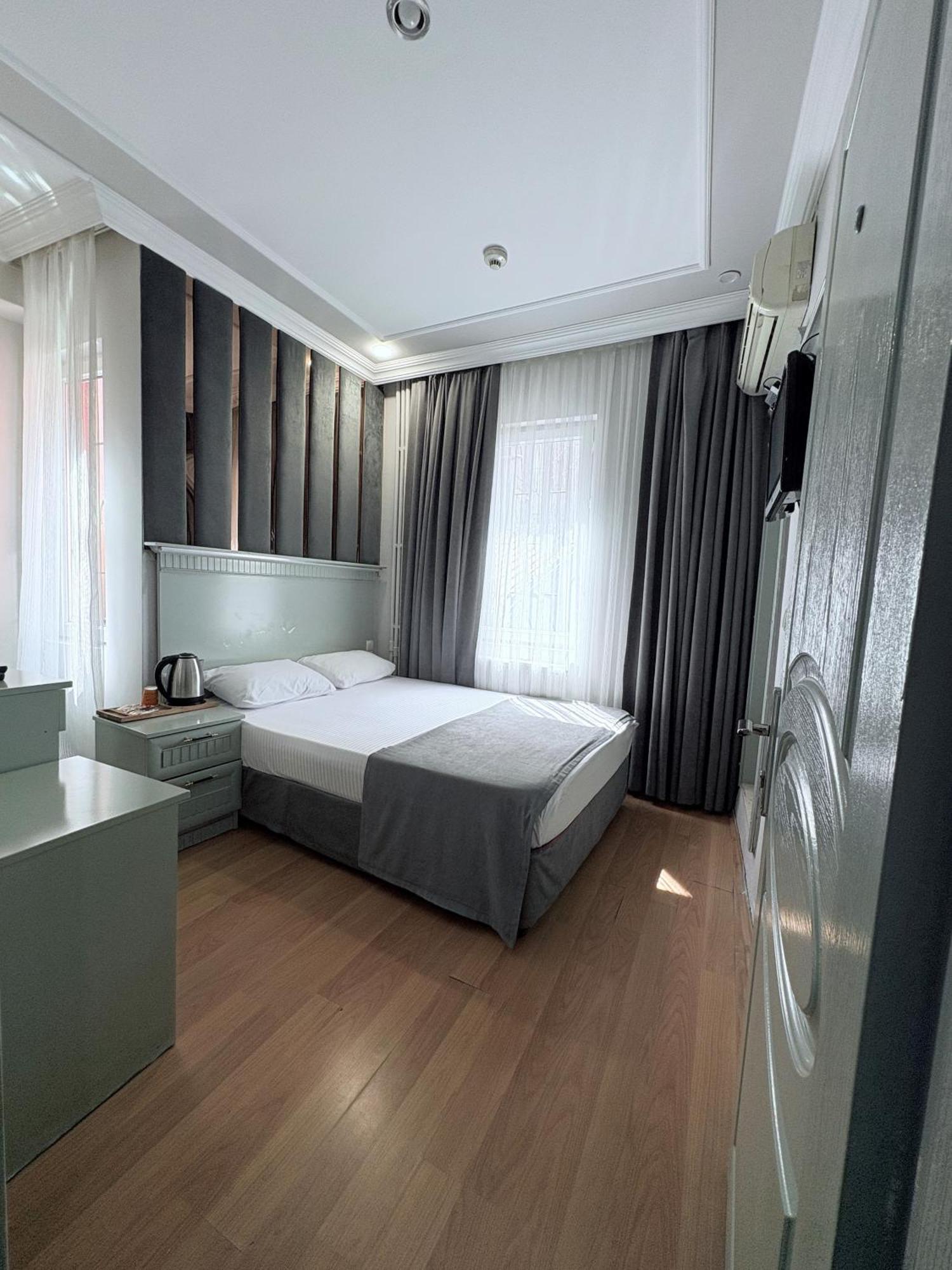 Grand Hurriyet Hotel Istambul Exterior foto